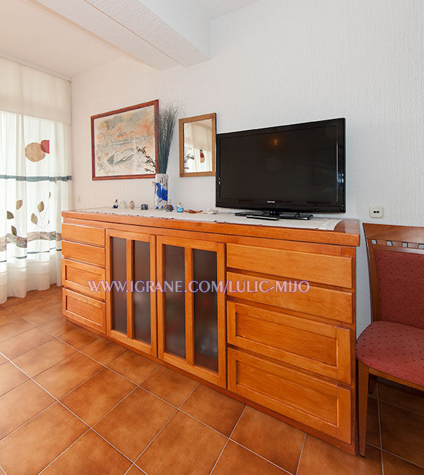 apartments Mijo Luli, Igrane - TV