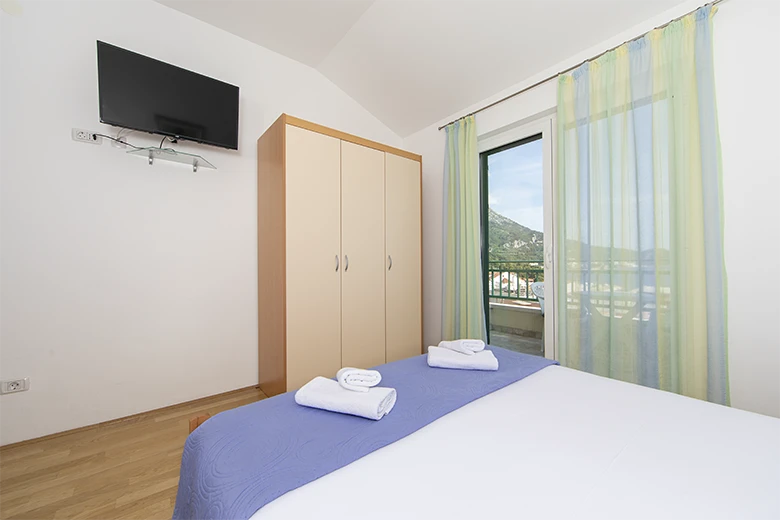 apartments Adriatic, Igrane - bedroom