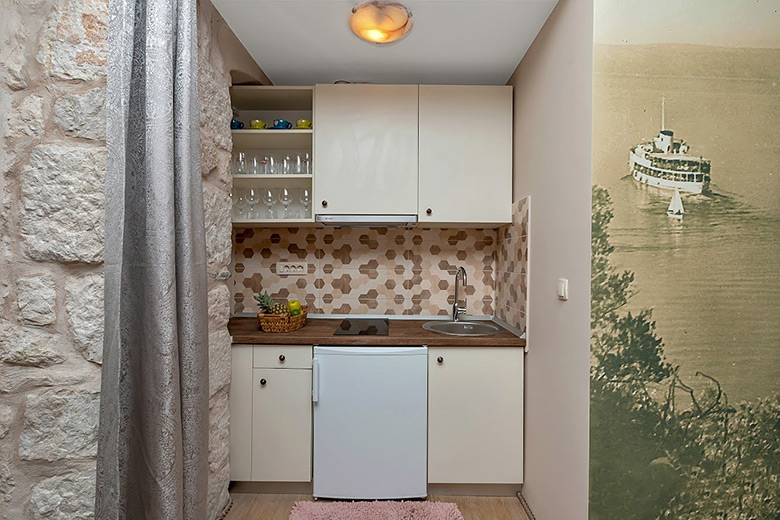 apartments Dado, Igrane - kitchen