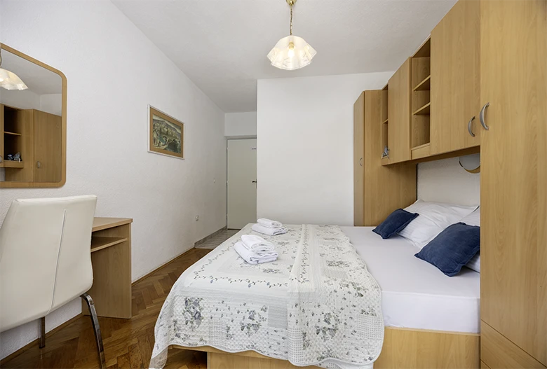 Apartments Grgo Talijančić, Igrane - bedroom