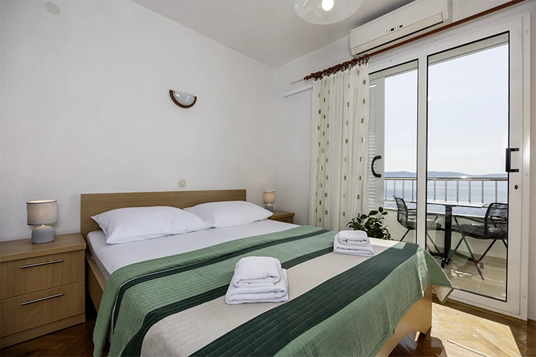 Apartments Grgo Talijančić, Igrane - bedroom