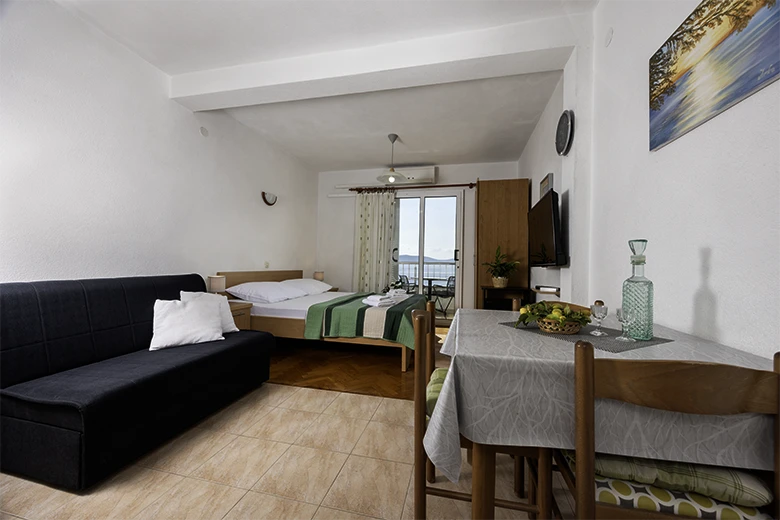 Apartments Grgo TalijanÄiÄ‡, Igrane - entrance