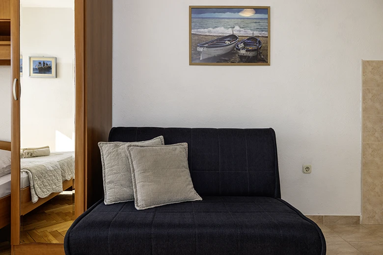 Apartments Grgo Talijančić, Igrane - sofa, detail