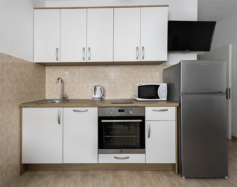 Apartments Grgo Talijančić, Igrane - kitchen