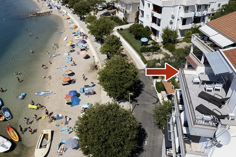 Apartments Grgo Talijančić, Igrane - balcony with sea view, aerial view