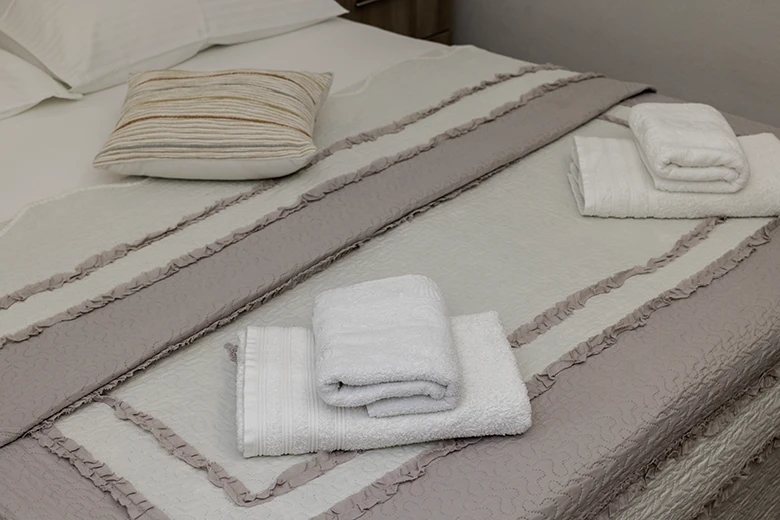 Apartments Grgo Talijančić, Igrane - bedroom detail