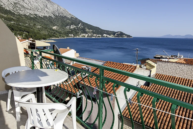 balcony with sea view