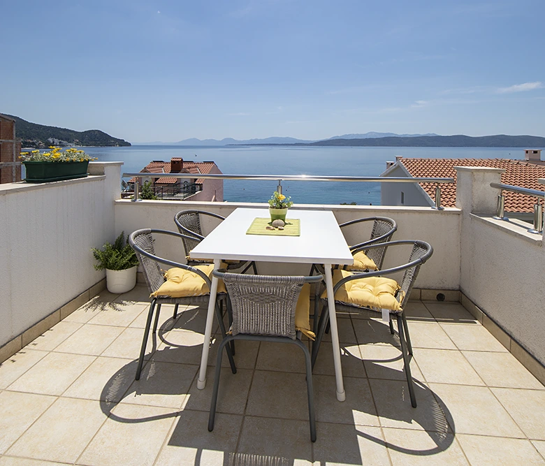 balcony with sea view