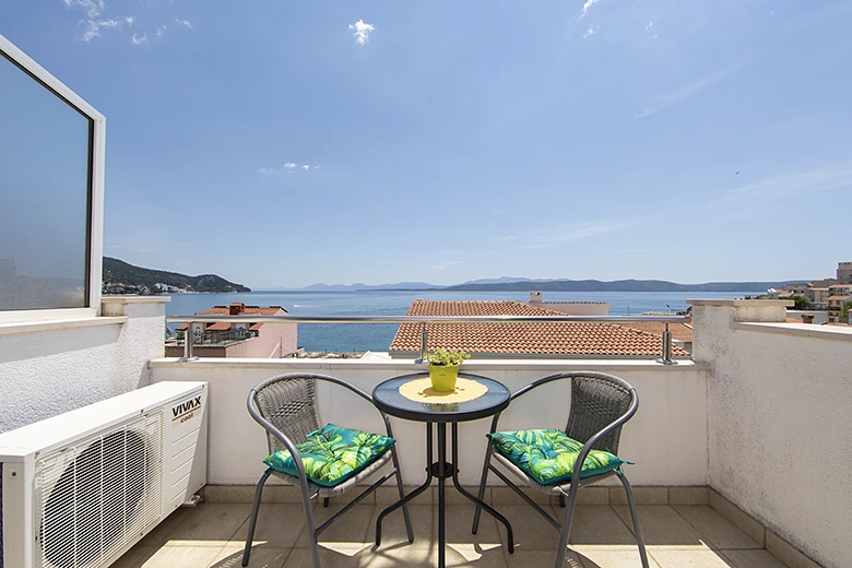 balcony with sea view