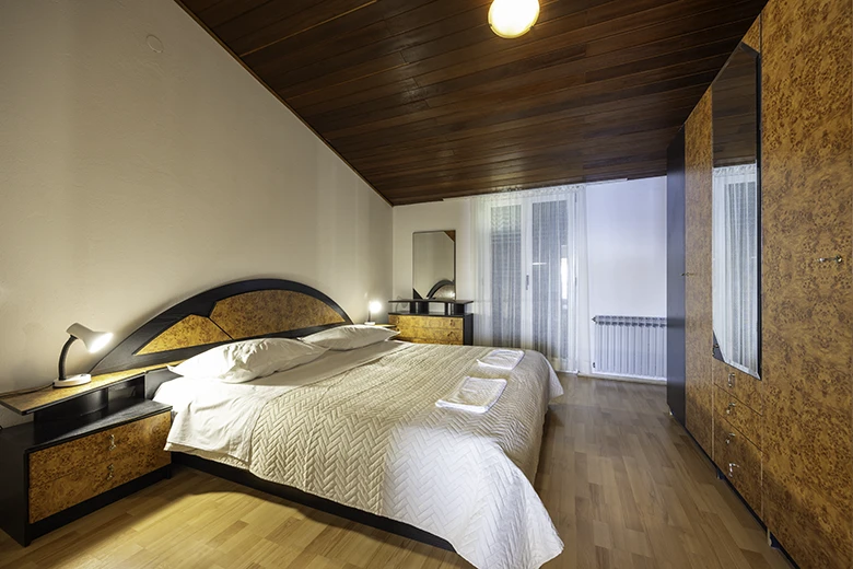 Apartments Jagoda Kumrić, Igrane - bedroom