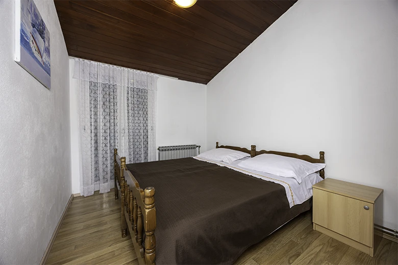 Apartments Jagoda Kumrić, Igrane - bedroom