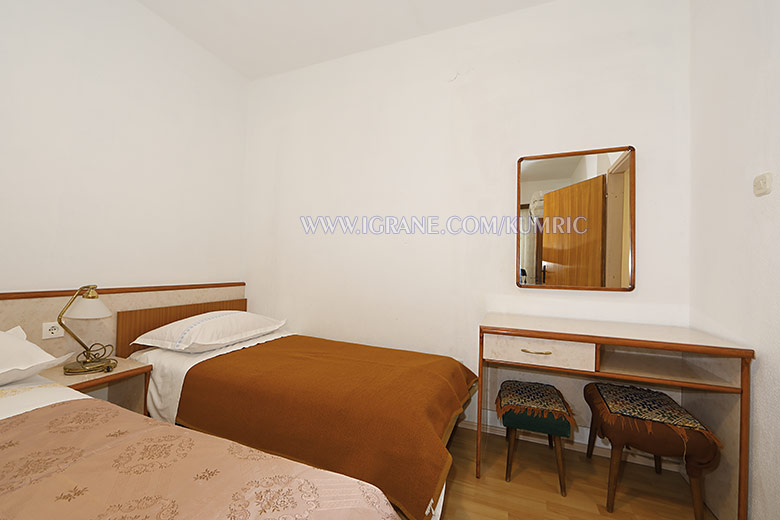 Apartments Jagoda Kumrić, Igrane - bedroom