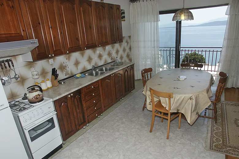 Apartments Bogomir Lulić, Igrane - kitchen