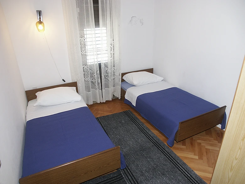 Apartments Bogomir Lulić, Igrane - bedroom