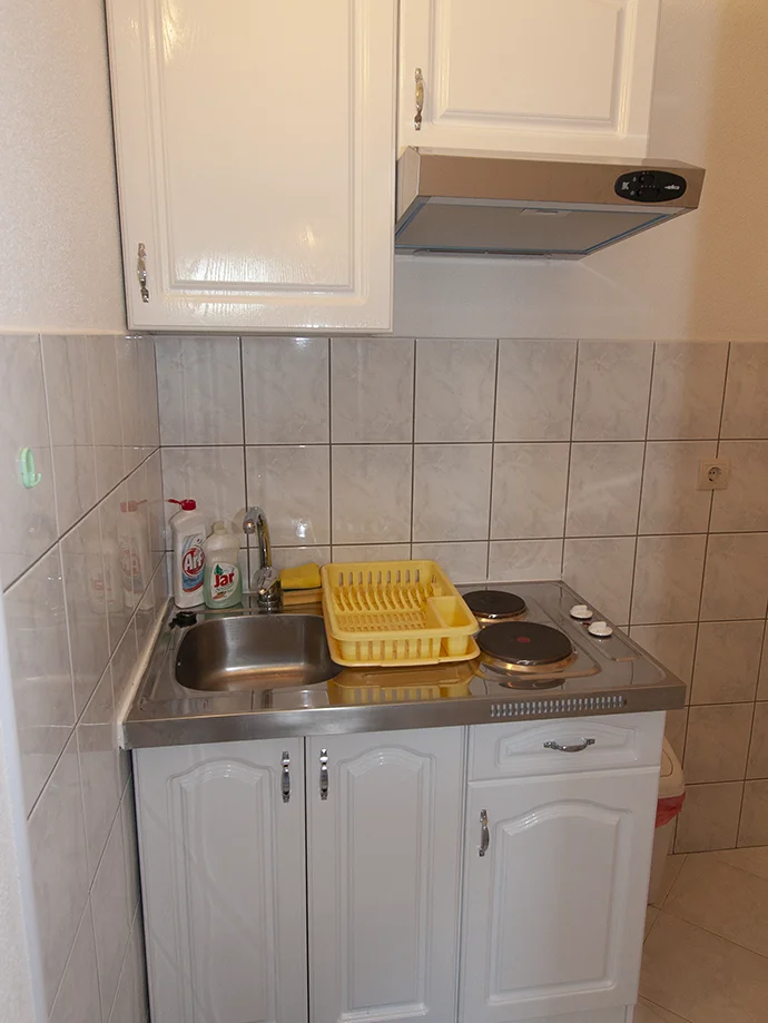 Apartments Bogomir Lulić, Igrane - kitchen