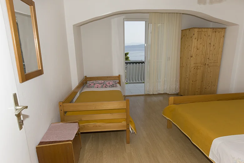 Apartments Bogomir Lulić, Igrane - bedroom