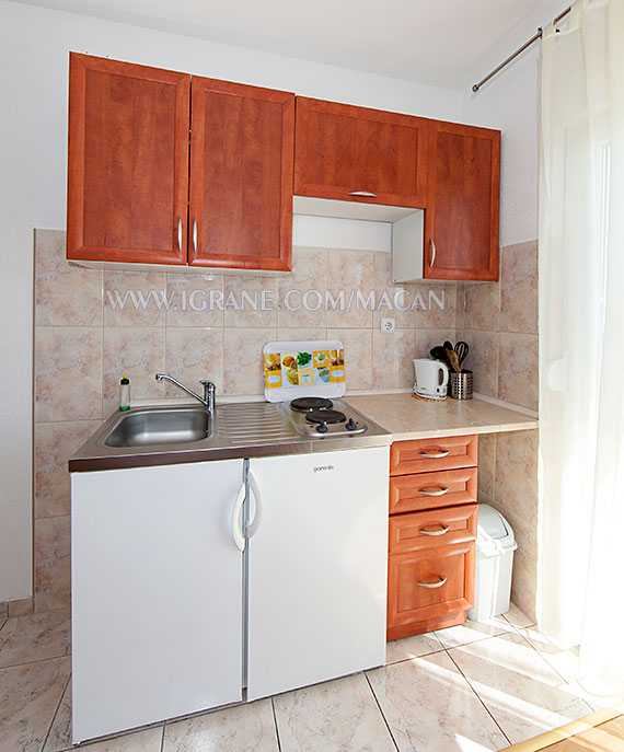 apartment Macan, Igrane - kitchen