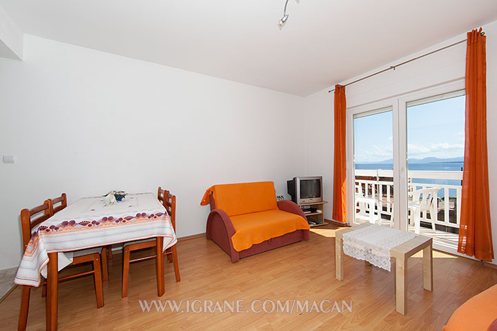 apartment Macan, Igrane - dining room