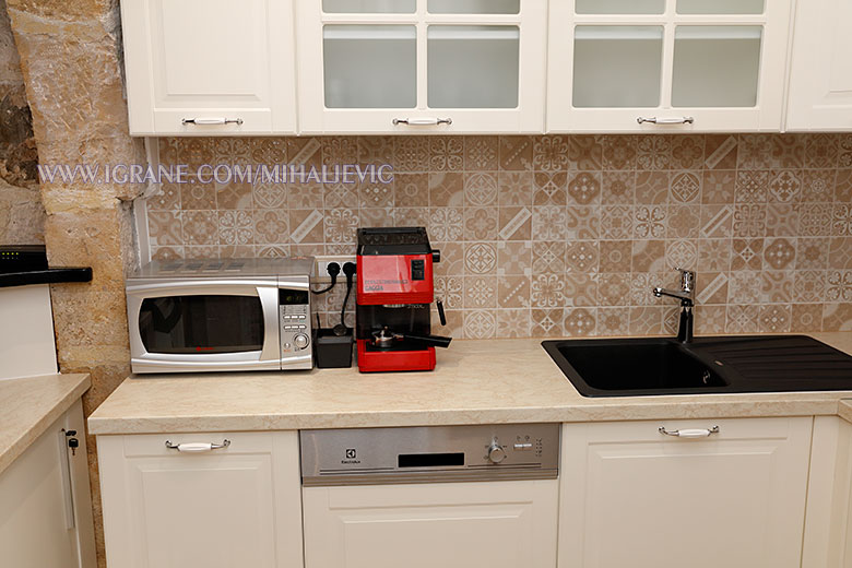 apartments Mihaljevi, Igrane - kitchen