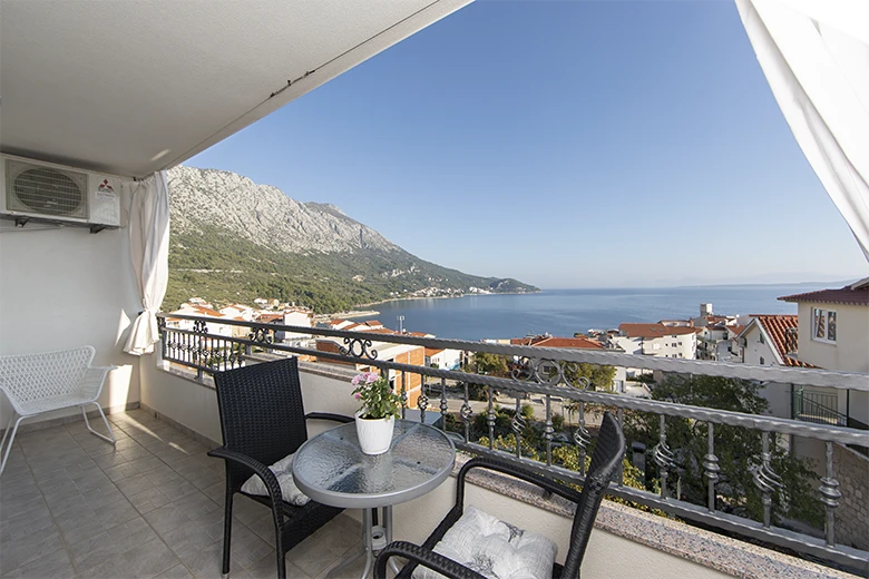 apartments Mili, Igrane - balcony with seaview