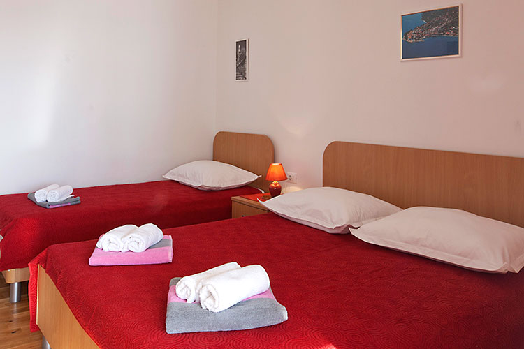 Apartments Miočević, Igrane - bedroom