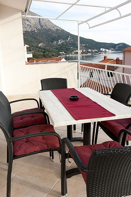 Apartments Miočević, Igrane - balcony with sea view