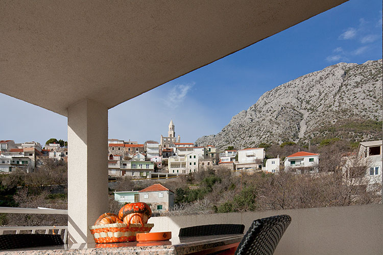 Apartments Miočević, Igrane - balcony with sea view