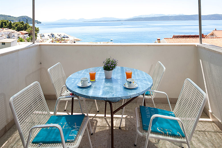 apartments Miško, Igrane - balcony