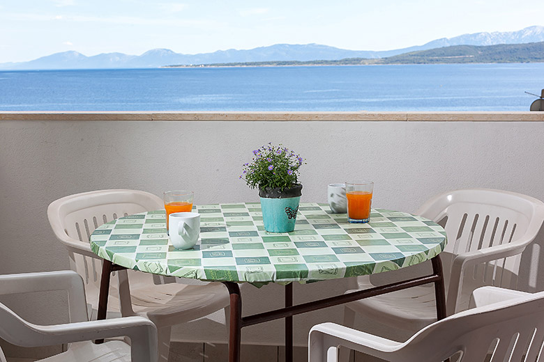 apartments Miško, Igrane - balcony with sea view