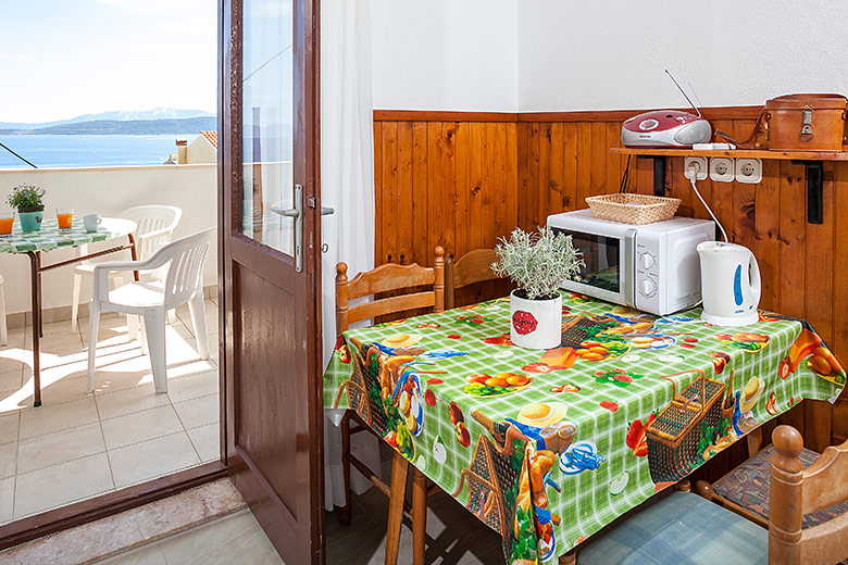 apartments Miško, Igrane - dining room