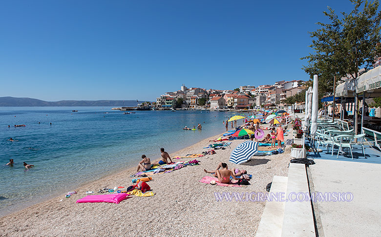 Beach in Igrane, center