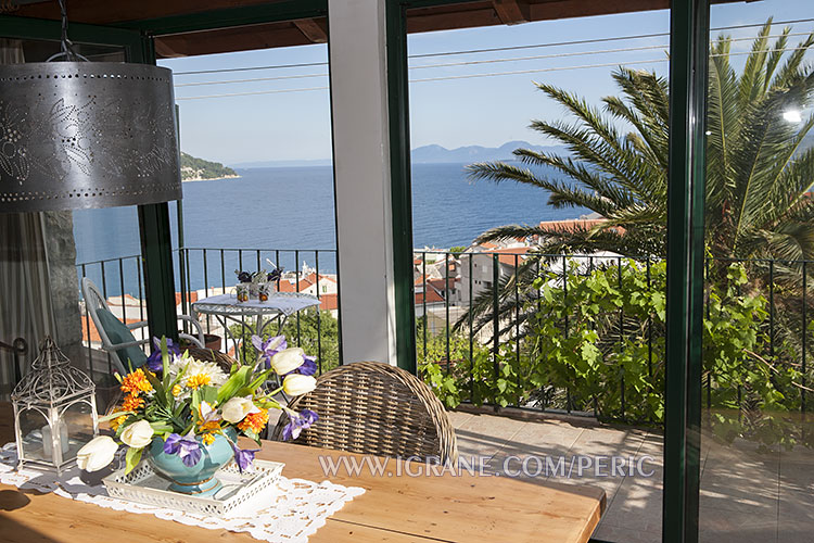 sea view from dining table, breakfast with amazing sight