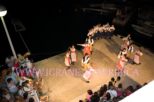 event King Arthur night - traditional dance