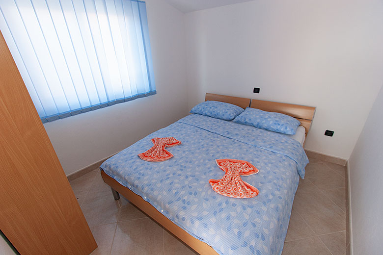 Apartments Ribica, Igrane - bedroom