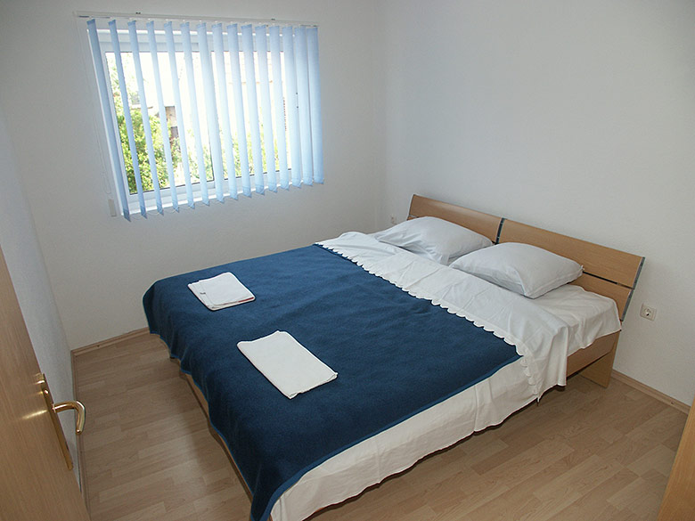 Apartments Ribica, Igrane - bedroom