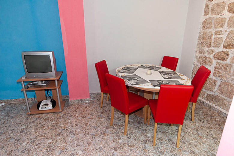 Apartments Ribica, Igrane - dining room