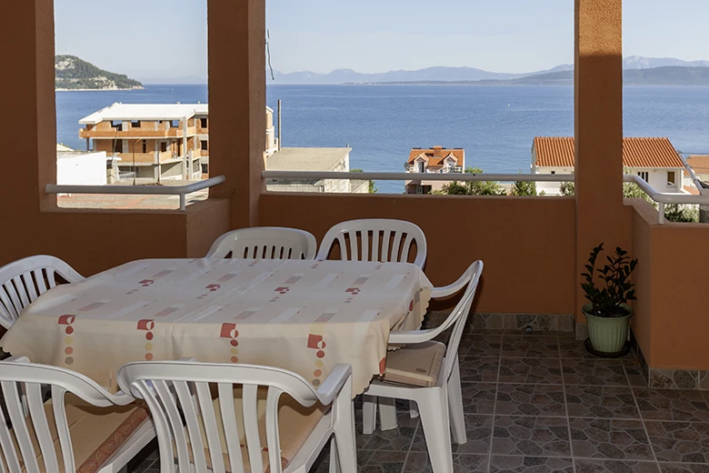 apartments Snježana, Igrane - terrace