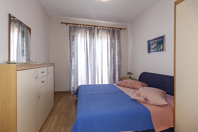 apartments Snježana, Igrane - bedroom
