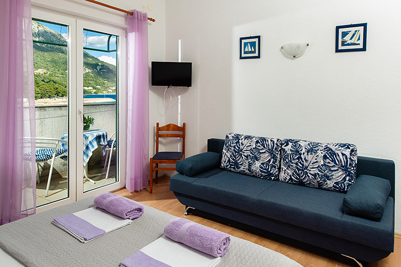 sofa, apartments Šodan - Igrane