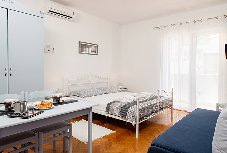 bedroom, apartments Šodan - Igrane