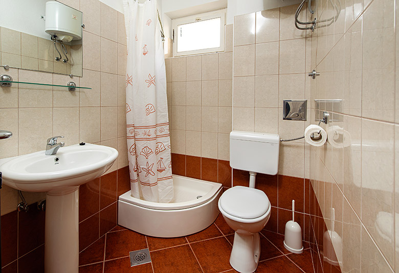 bathroom, apartments Šodan - Igrane