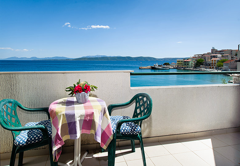 balcony with sea view, apartments Šodan - Igrane