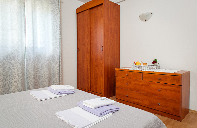 bedroom, apartments Šodan - Igrane