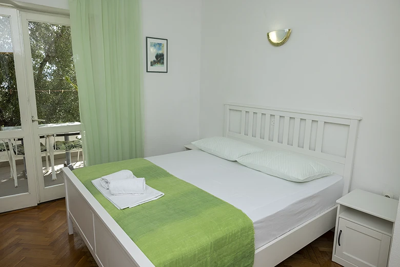 apartments Tončika, Igrane - bedroom