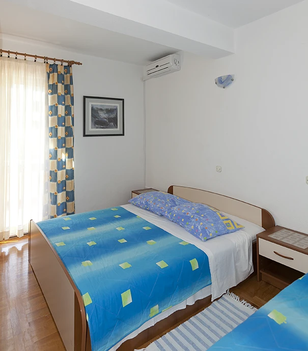 apartments Tončika, Igrane - bedroom