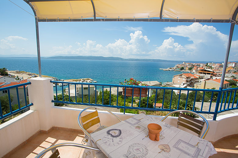 balcony with sea view